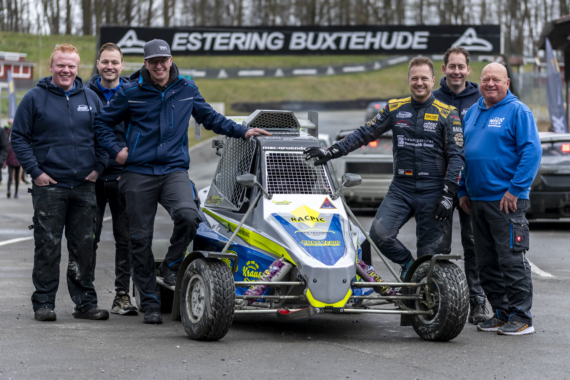 Steven Laubach mit seinem Team Laubach Racing und JVDC mit Chef René van der Coelen